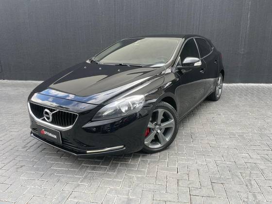 VOLVO V40 2.0 T4 KINETIC GASOLINA 4P AUTOMÁTICO